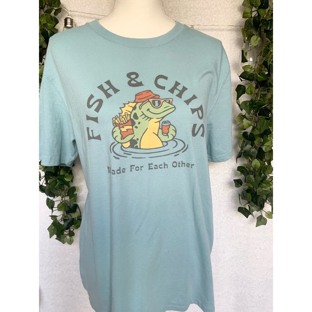 Old Navy Soft Washed Fish & Chips Short Sleeve Graphic T Shirt Men's Medium - Picture 2 of 9